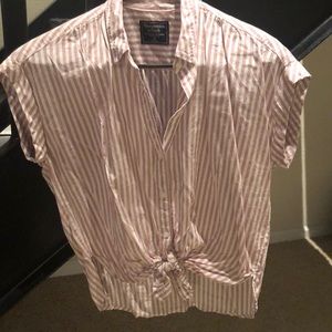 Short sleeve tie front button up
